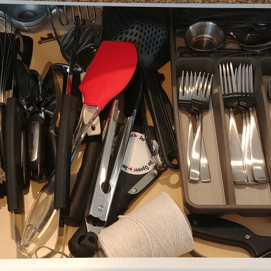 Kitchen Drawer Organizing in Kingwood, TX